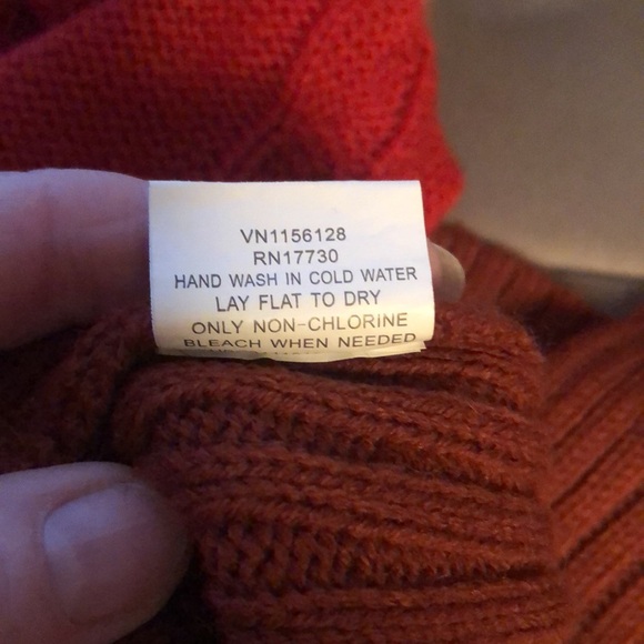 Set of (2) Doggie 🐶 Sweaters from Martha Stewart & Target - Picture 10 of 11